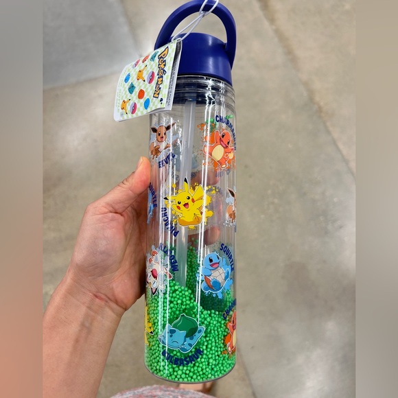 NWT Licensed Pokemon Pikachu kids water bottle - Picture 1 of 4